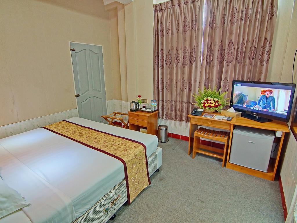 Smart Hotel Mandalay Eksteriør bilde