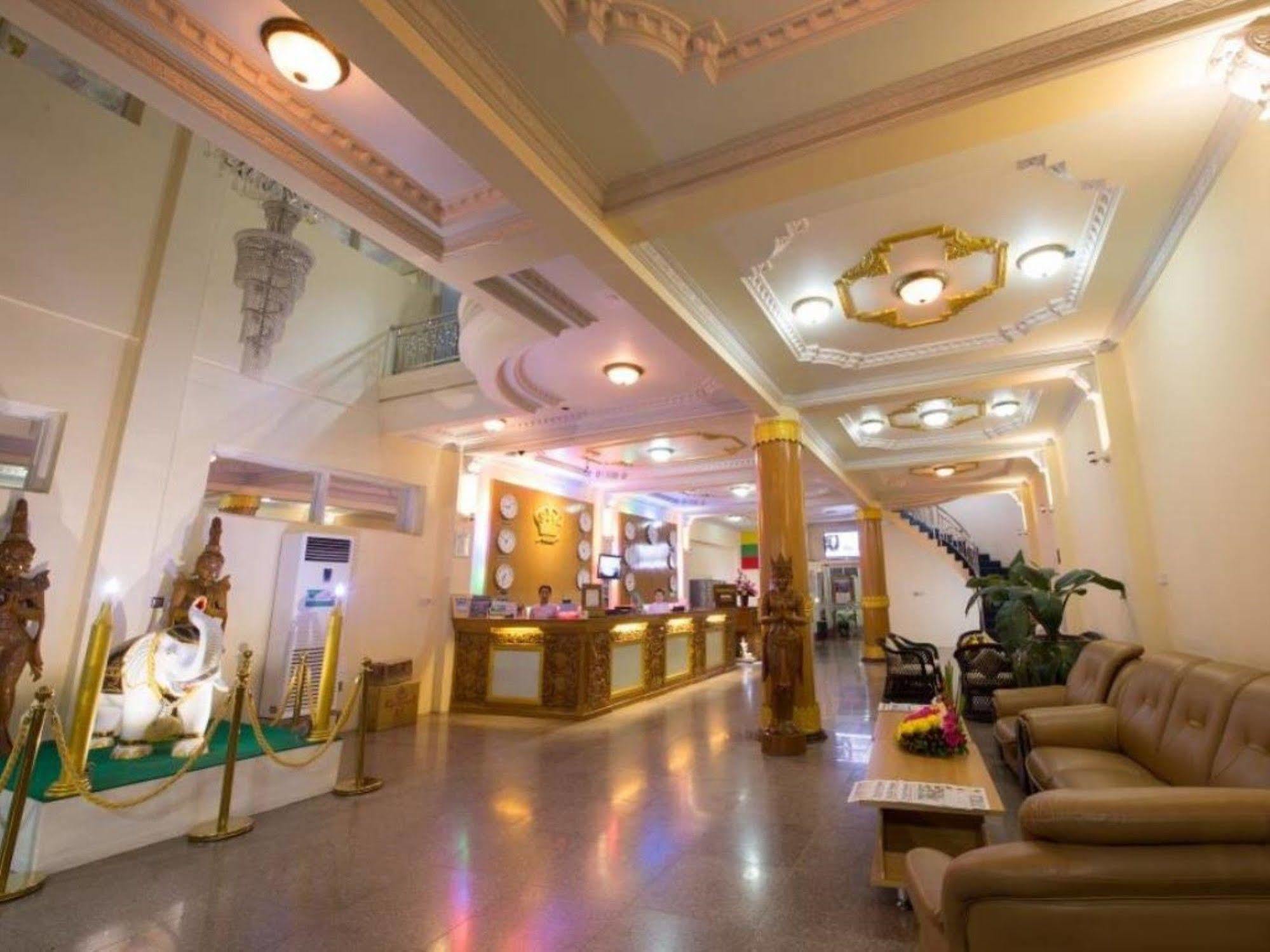 Smart Hotel Mandalay Eksteriør bilde