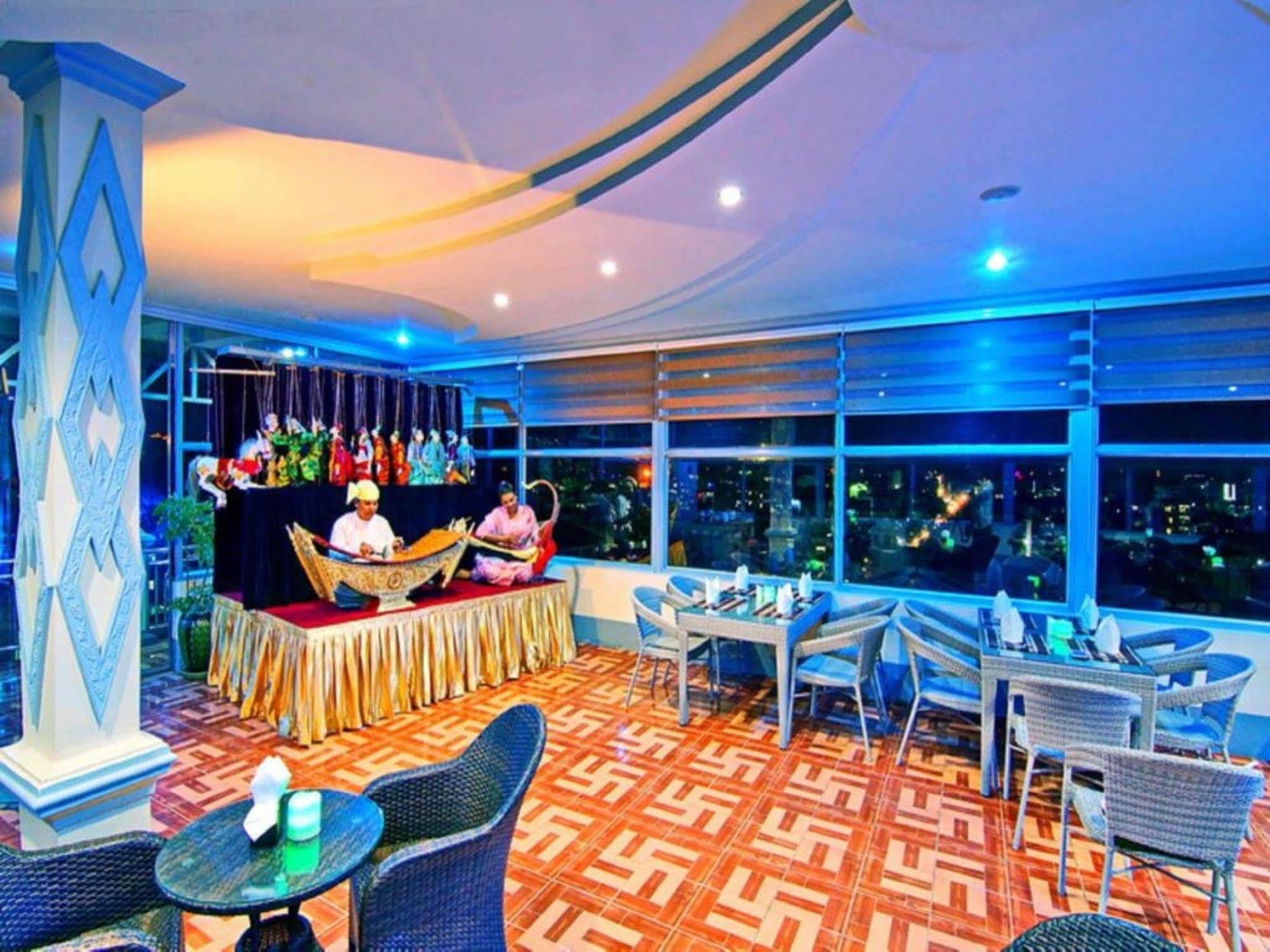 Smart Hotel Mandalay Eksteriør bilde