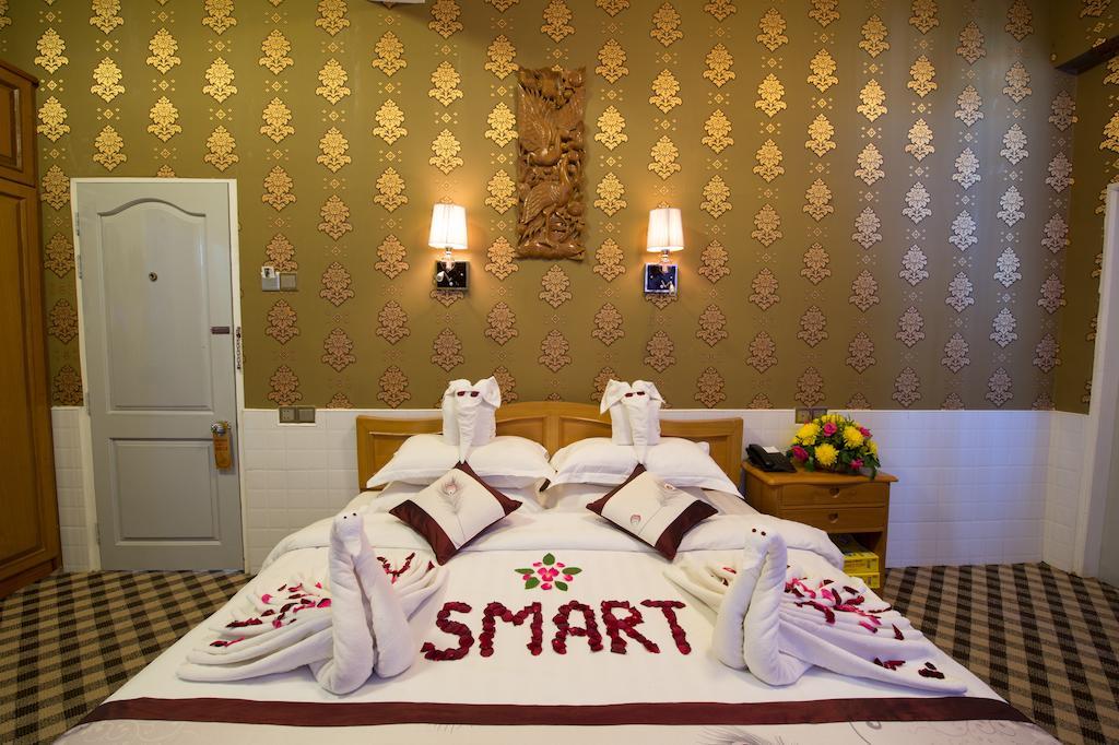 Smart Hotel Mandalay Eksteriør bilde